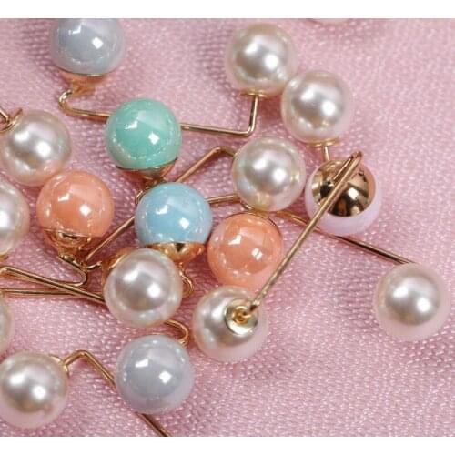 Ya.x Brooches Bow On Clothes