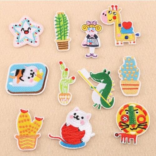 Customizable Wholesale Embroidery Cartoon Cloth Sticker Cactus Clothing Accessories Baby Clothes Decorative Stickers Patch