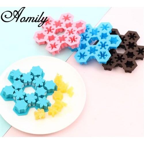 Amoliy Snow Flake Ice Cube Tray 12 Cubes Silicone Ice Cube Maker Mold for Ice Cream Party Whiskey Cocktail Cold Drink Chocolate