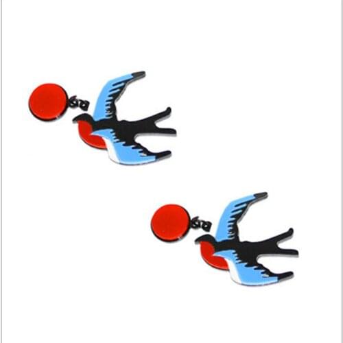 Cute Little Bird is Flying Acrylic Earrings Womens Fashion Creativity Funny Swallow Jewelry Gifts Personality Accessories