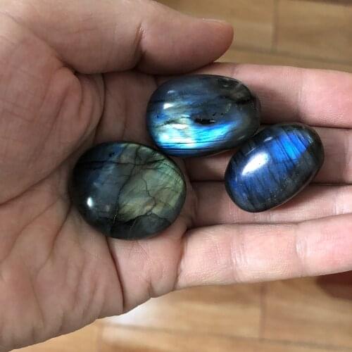 Wholesale 2pcs/lot Natural Labradorite Tumbled Healing Crystal 20-30mm Tumble Labradorite Strong Flash
