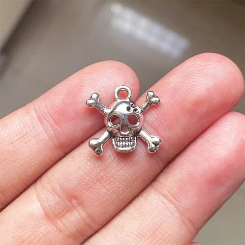10pcs/Lot 15x16mm Pirate Skull Charms Tibetan Silver Color Pendant Fit For Jewelry Making Handmade Accessories Crafts Wholesale