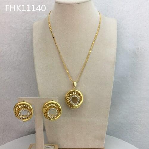 Yuminglai Costume Jewelry Sets Pendants with Earrings for Women FHK11140