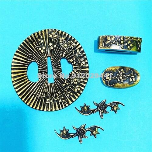 Beautiful Brass Flower Guard TSUBA FUCHI KASHIRA MENUKI For Japanese Sword Samurai Katana