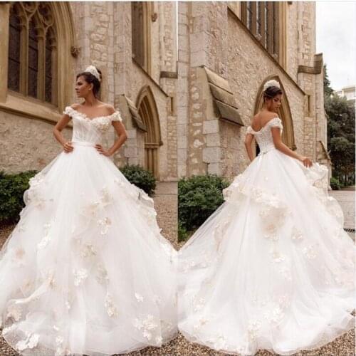 2021 Wedding Dresses Lace Flowers Off Shoulder Bridal Gowns Custom Made Lace-up Back Sweep Train Designer A-Line Wedding Dress