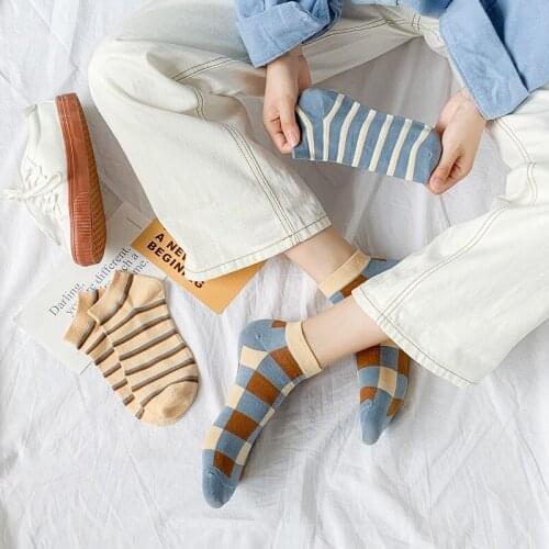 1 Pair of Lovely Womens Socks Striped Check Cotton Casual Socks Breathable Comfortable Womens Socks