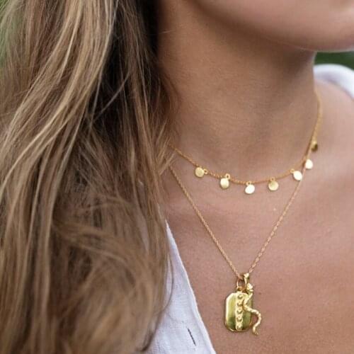 Personality Women Fashion Gold Color Snake Animal Geometric Round Sequins Pendant Necklace Clavicle Chain Necklace Jewelry Gifts