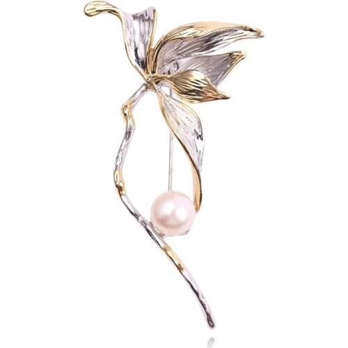 Crystal Pearl Brooch Pins Flower for Woman Plant Clothing Cap Collar Badge Decoration Jewelry