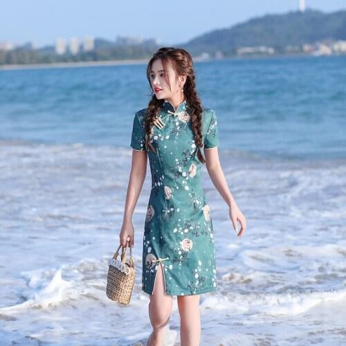 Women Green Floral Print Short Sleeve Slim Cheongsam Sexy High Split Chinese Traditional Qipao Vestidos Plus Size 3XL