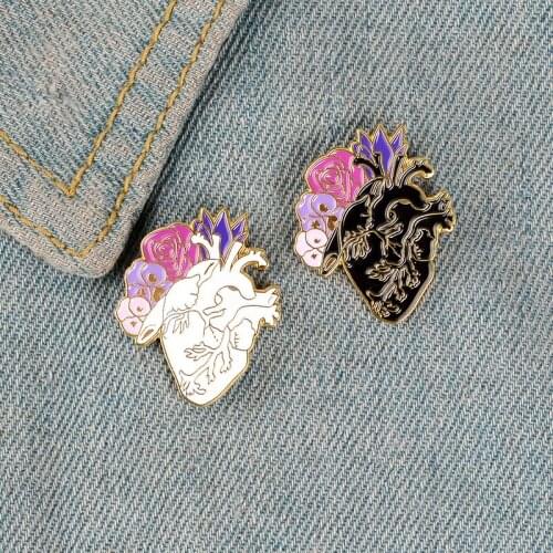 Black white heart vessels Enamel Brooches Purple Pink Rose flower heart Anatomy experiment Lapel Pin Medicine jewelry gift badge