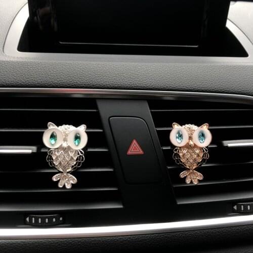 Color metal owl modeling car perfume Lovely water drill owl car air freshener decoration clip Rhinestone Car perfume
