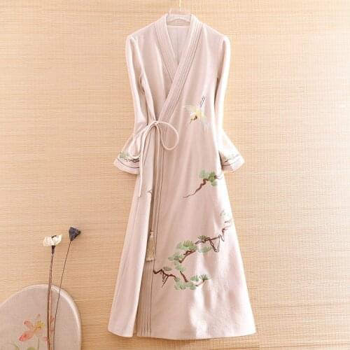 Autumn And Winter Women Parka Outerwear Retro Embroidery Crane Elegant Lady Chinese Style Hanfu Wool Trench Coat Female S-2XL