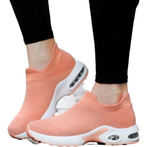 Large Size 42 Womens Shoes Summer Lightweight Comfortable Fashion Shoes Breathable Soft Bottom Mesh Sports and Walking Shoes