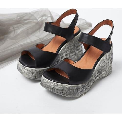 LARKSPUR Fashion Footwear