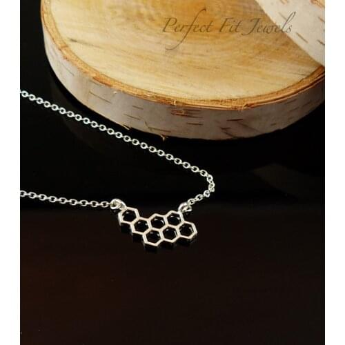 Hollow Honey Comb Bee Hive Necklace Cute Honeycomb Beehive geometric Hexagon pendant charm chain Necklace lover lucky jewelry