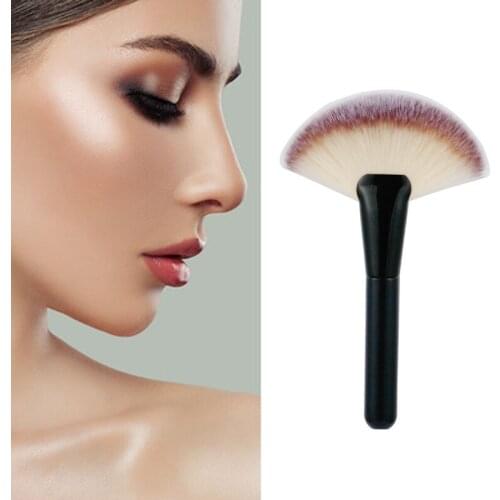 1Pc Professional Blush Brush Highlighter Powder Brush for Face Cheek Forehead Multi-Function Cosmetic Beauty Make up Brushes