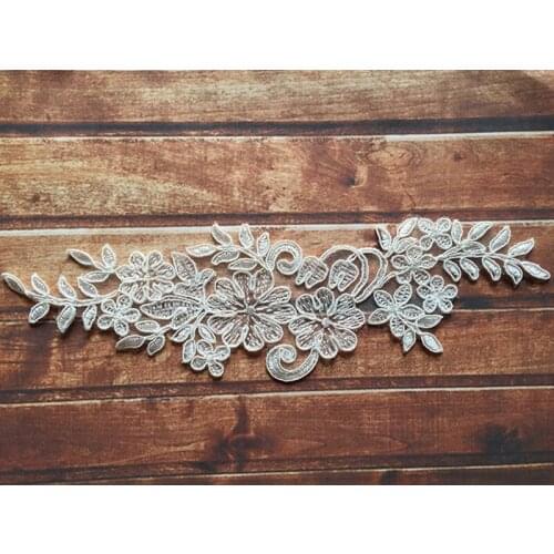 5Pairs Beautiful New Design Car Bone Lace Wedding Dress Applique DIY Bridal Headdress Lace Collar Fabric Patch TT213