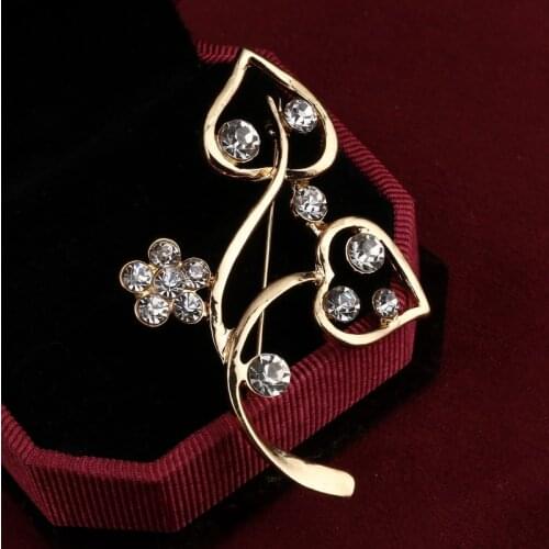 Fashionable Crystal Stone Flower Brooch Pin Garment Accessories Birthday Gift brooches for women rhinestone heart brooch Pin