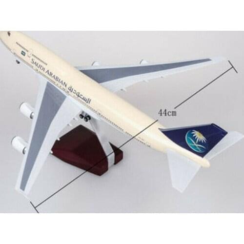 1/150 Scale LED Light 47cm Saudi Arabia Airplane Plane Replica B747 Collectible In Stock Aircraft Model for Fans Holiday Gifts