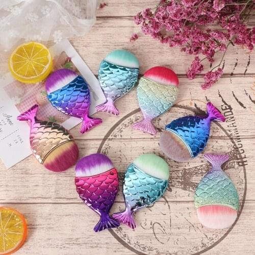 1PCS Fish Tail Gradient Color Soft Hair Nail Dust Cleaning Brush Manicures Tool Makeup Brushes Face Care