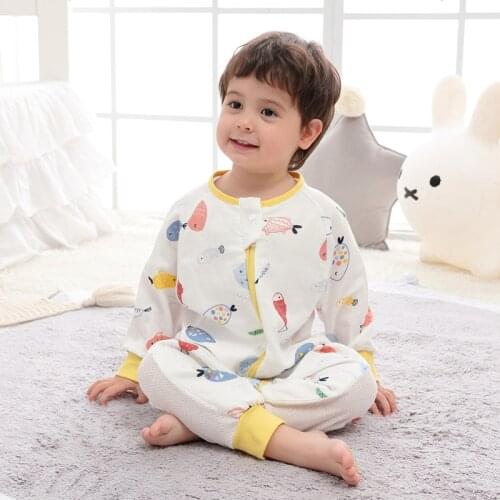 Antibacterial Gauze Split-Leg Sleeping Bag for Newborn Tiny Baby Cotton Summer Baby One-Piece Childrens Anti-Kick Quilt