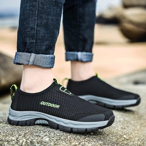 Summer big size mens shoes middle and old aged dad breathable thin mesh black rubber overshoot sports shoes