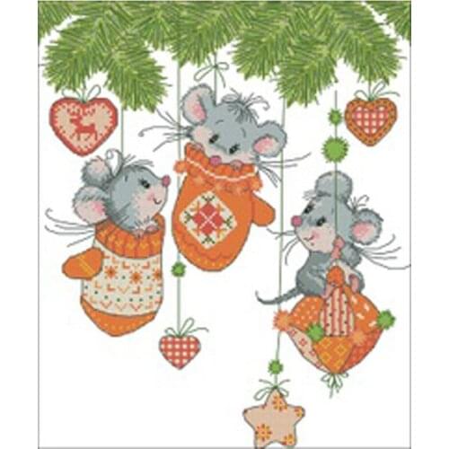 TOP Little mouse in christmas gloves Counted Cross Stitch 11CT 14CT 18CT DIY Chinese Cross Stitch Kit Embroidery