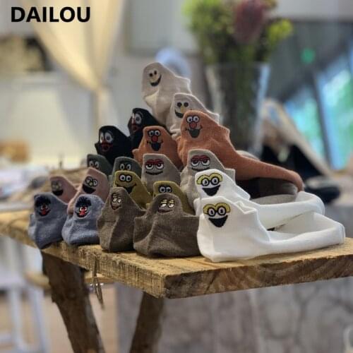 1Pair Embroidered Expression Women Socks Kawaii Harajuku Cartoon Smile Face Cotton Ankle Socks Funny Happy Socks Christmas Gifts