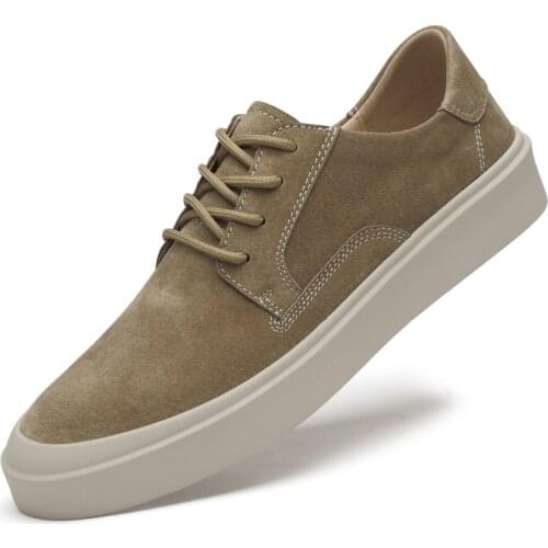 New Designer Popular Sneakers Men Outdoor Casual Shoes Man Leisure Sneaker Female Simple Retro Fashion Casual Flats Sneakers