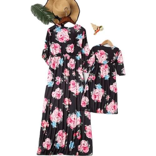 Mother and Daughter Dress 2021 Floral Matching Mom Girls Family Clothes Outfits Beach Dress Elegant Princess Pageant Vestidos
