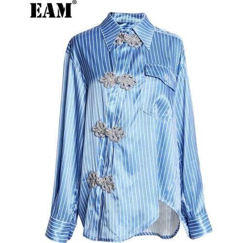 [EAM] Women Blue Oblique Button Big Size Blouse New Lapel Long Sleeve Loose Fit Shirt Fashion Tide Spring Autumn 2021 JT2030