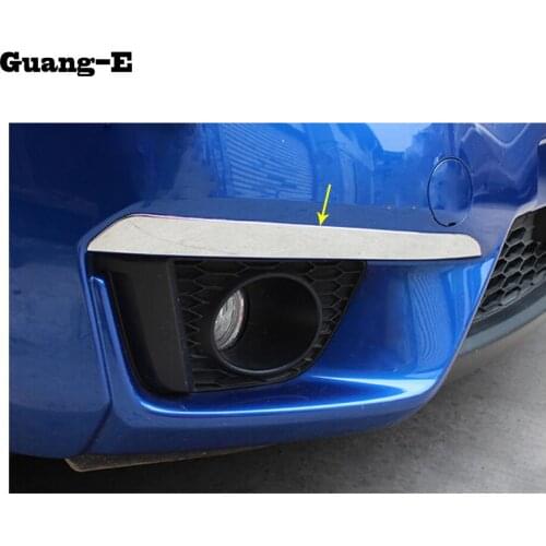 Body head front fog light lamp frame stick ABS Chrome trim panel frame hoods parts 2pcs for Honda FIT JAZZ 2014 2015 2016 2017