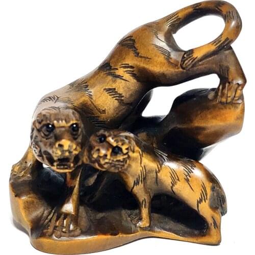 Y7019 - 2" Hand Carved Boxwood Netsuke Carving: Tigers Stunning