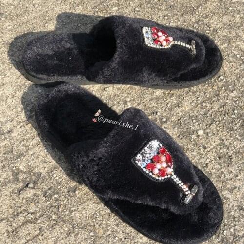 2021 New Female Designer Faux Wool fur slippers Outside shoes slippers famous brands Comfortable Faux Fox fur Winter slippers