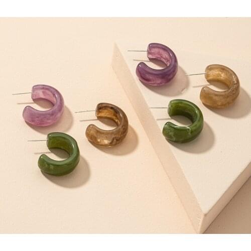 AOMU 2021 Korean Vintage Translucent Colorful Acrylic Geometric C-Shape Hoop Earrings for Women Fashion Trip Jewelry Gifts