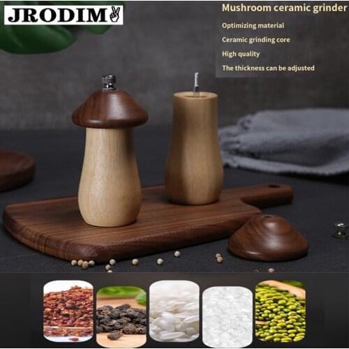 Creative Mushroom Salt and Pepper Mills Solid Wood Grinder Manual Spice Pepper Herbs Coffee Bean Grinder Kitchen Cooking Tools
