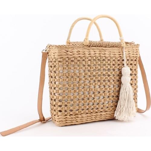 Fashion Hollow Wooden Handle Straw Shoulder Bags Wicker Woven Rattan Women Handbags Summer Beach Large Capacity Tote Travel Sac