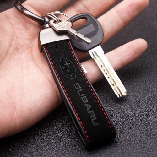 2PC Fashion Metal Car Leather Upturned Fur Keychain Shape Keychain Key Ring For Subaru Forester Impreza Car Styling Accessories
