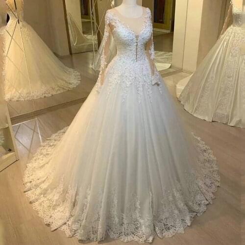 Luxurious Wedding Dress Long Sleeve O-Neck Beaded Bride Dress Appliques Sweep Train Lace Up Muslim Bridal Gowns Vestido De Noiva