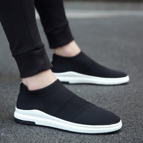 2021 spring/summer mens shoes Korean fashion mens sports and leisure running shoes fly woven breathable mesh mens single shoe