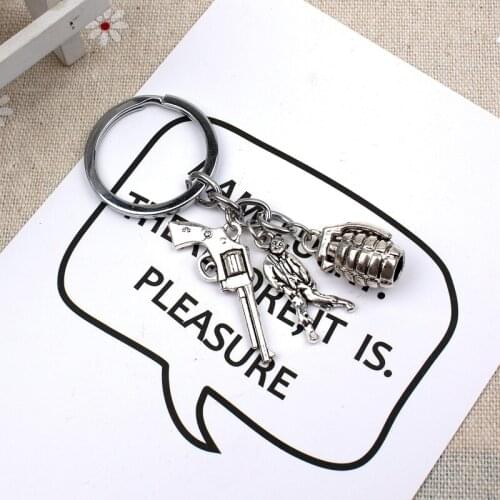 New Fashion Keychain The Walking Dead Pendants DIY Men Jewelry Car Key Chain Ring Holder Souvenir For Gift Grenade And Revolver