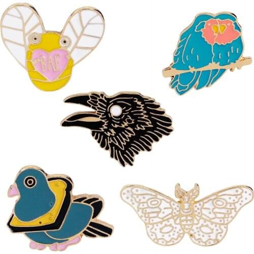 Trendy Ornamentsy Animal Pins Zinc Alloy five Designs To choose Brooches For Women Girl