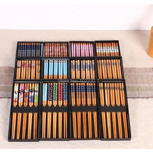 50 Sets Japanese Style Household Breeze Bamboo Chopsticks Exquisite Gift Box Portable Tableware Suit Party Favor