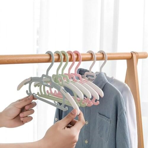 Retractable Kids Hangers Cartoon Children Toddler Baby Coat Plastic Hanger Hook Household Kids Pant Hanger for Clothes Organizer