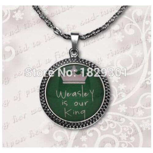 Top Fashion Collares Collier Maxi Necklace Slytherin Colours Weasley Is Our King Pendant Draco Malfoy Necklaces Glass Dome HZ1