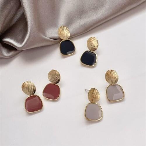 Fashion Geometric Stud Earrings Korean Style Red White Black Color Elegant Jewelry for Women Girls Party Gift Engagement Bijoux