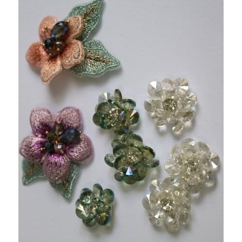 Crystal beaded patches for clothing Sew on patch flower decorative parches bordados para ropa Embroidery applique for clothes