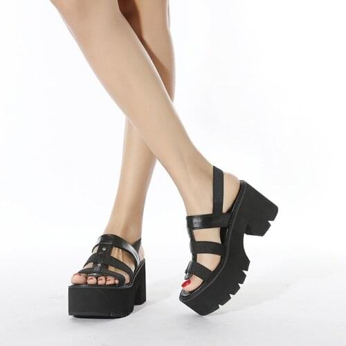 Dropshipping 2021 Sandals Rome Gladiator Slingbacks Peep Toe Women Flats Shoes Gothic Creepers Platform Ladies Plus Size 42 43
