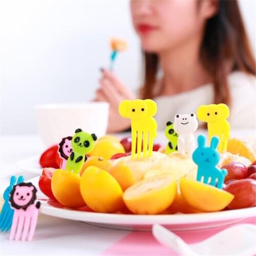 10pcs Novelty Plastic Cartoon Animals Elephant Giraff Food Fruit Fork Picks Set for Party Cake Dessert Bento Accessories