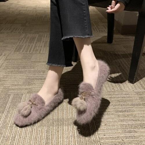 Winter Ladies Flat Shoes Moccasins Metal Shoes Women Flats Fluffy Hair Ball Joker Comfort Outside Loafers Female Leisure W36-59